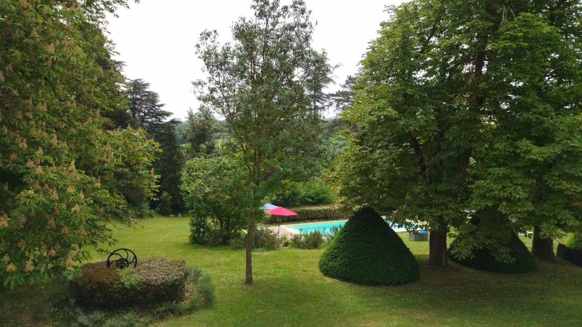 Le Gavachon Bed & Breakfast Leboulin Eksteriør bilde