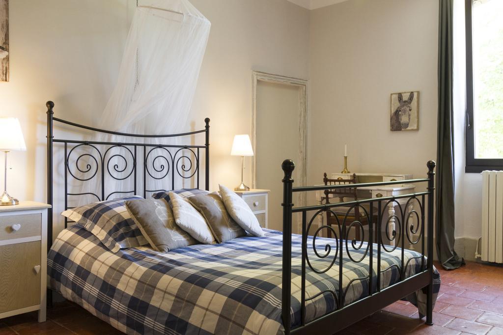 Le Gavachon Bed & Breakfast Leboulin Eksteriør bilde